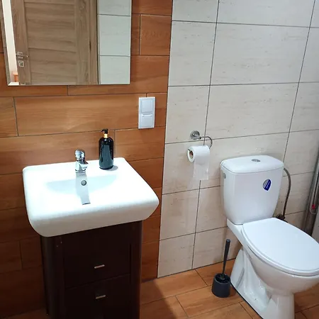 Pod Lipą Nienaszow