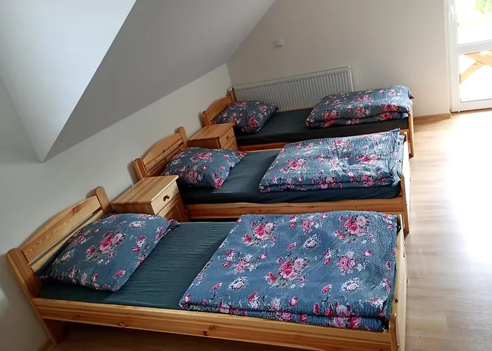 Pod Lipa Apartment *